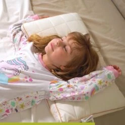 Vitapur - My First Pillow 40x60 Cm 9 Vitapur - My First Pillow 40x60 Cm -Bedden Bij Leen Bakker 1000080650 0103