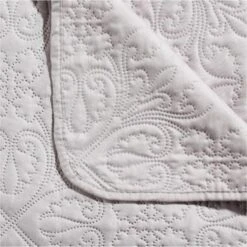 Atmosphera - Bedsprei - Beige - 260x240 Cm -Bedden Bij Leen Bakker 4c5ce97f75434719afd84ac08d58f3ed