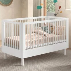 Babybed Forrest 70 X 140cm - Verstelbaar - Wit Beukenhout -Bedden Bij Leen Bakker 573ef0f254884215a109677a69d19724