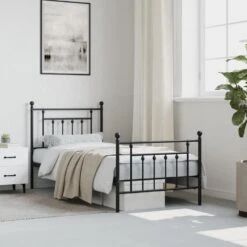 VidaXL - Bed Frame Met Hoofd- En Voeteneinde - Zwart - Metaal - 90x190 Cm 13 VidaXL - Bed Frame Met Hoofd- En Voeteneinde - Zwart - Metaal - 90x190 Cm -Bedden Bij Leen Bakker 7f29b7ed51e84d7584586e49642cebae