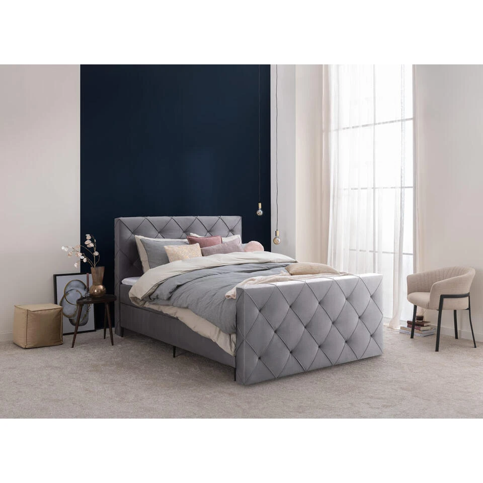 Boxspring Met Voetbord Liv Geruit - Grijs - 120x200 Cm - Vierkante Poot 4 Boxspring Met Voetbord Liv Geruit - Grijs - 120x200 Cm - Vierkante Poot - Afbeelding 2